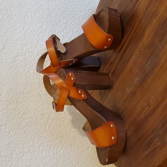 Mossimo- Womens Brown leather Strappy Platform high block Heels Sz.7.5 - Picture 3 of 10